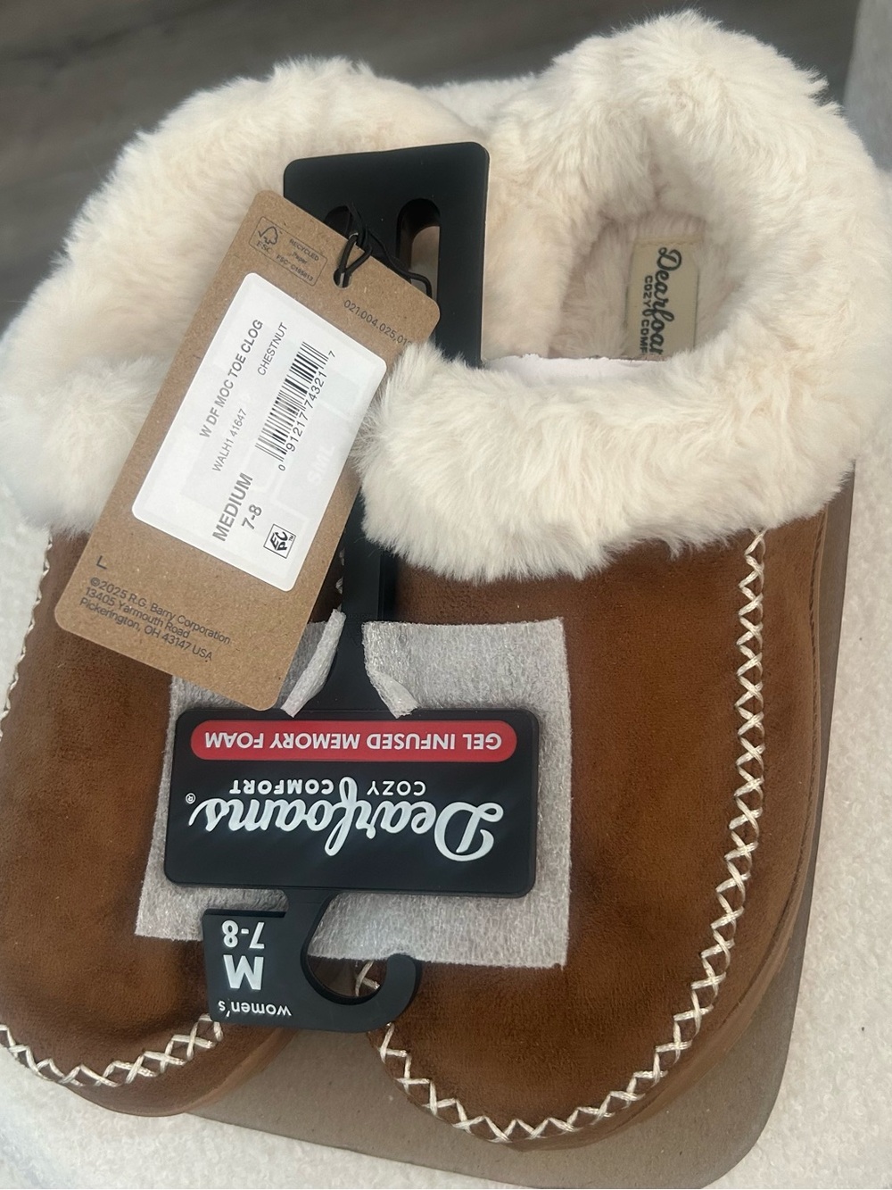 dearfoams Women's Slip-On Slipper in Chestnut with Cream Faux Fur